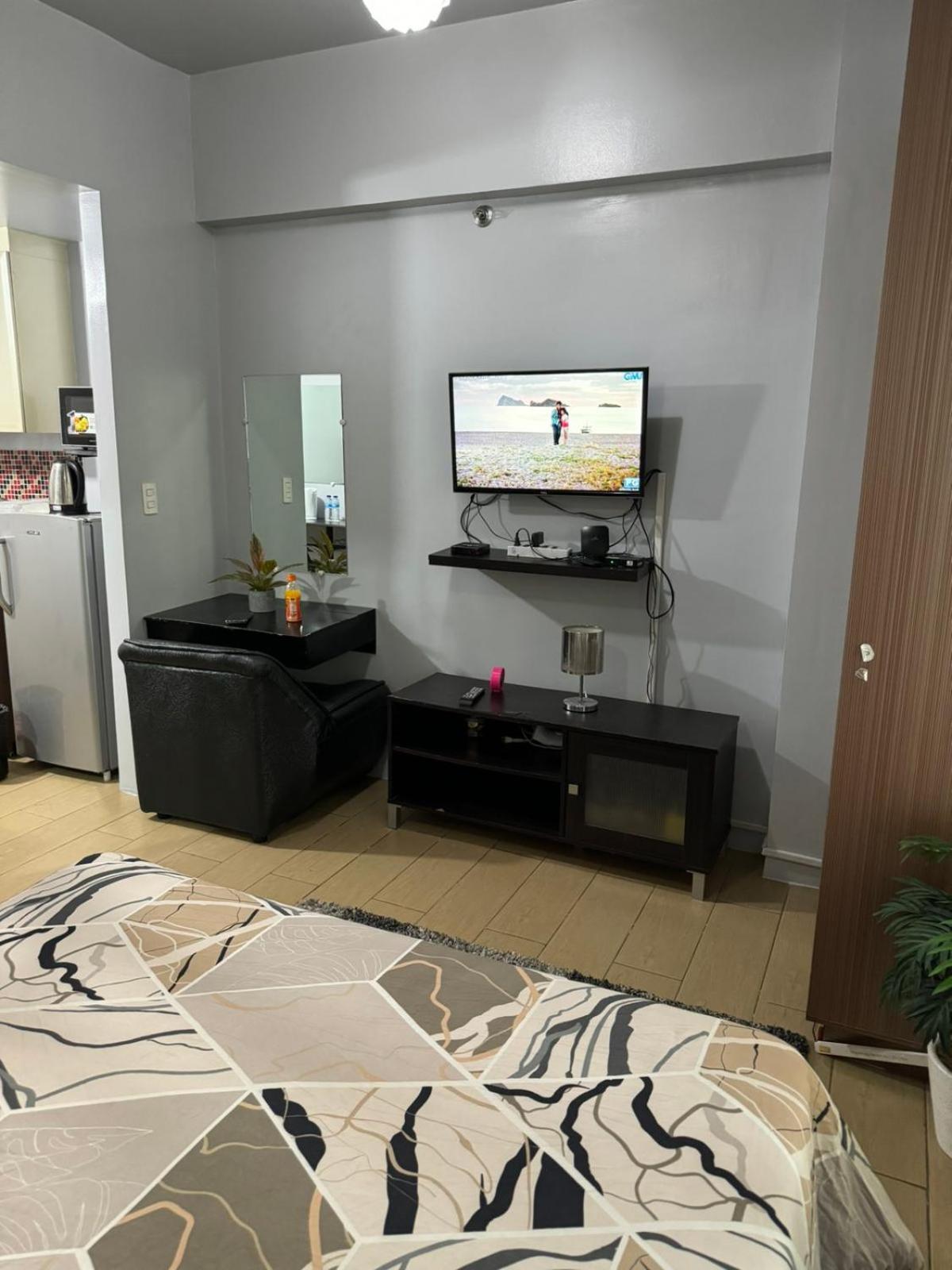 Henry'S Newport Condotel Pasay Dış mekan fotoğraf