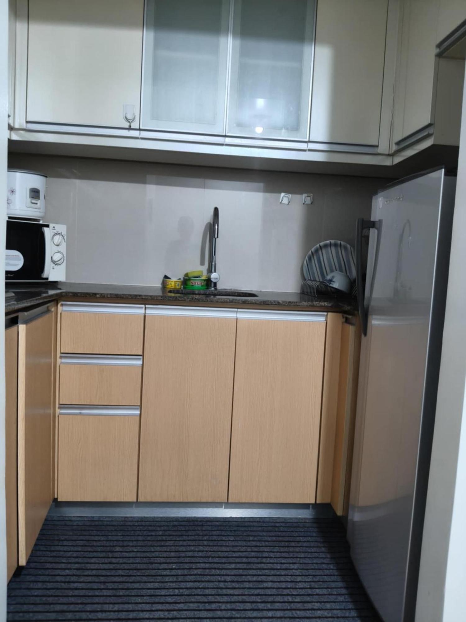 Henry'S Newport Condotel Pasay Dış mekan fotoğraf